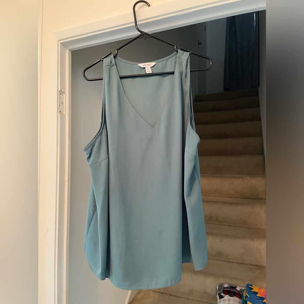 Sage v neck tank